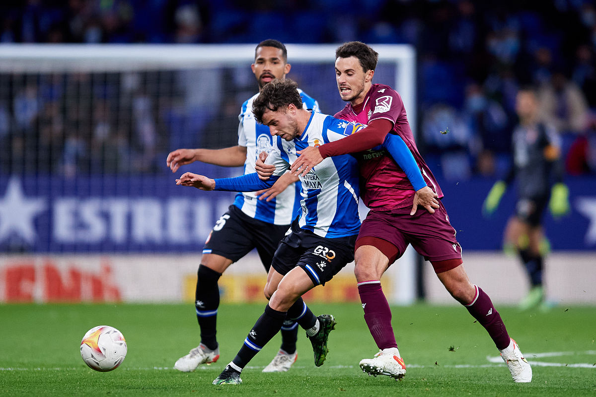 九游娱乐入口-阿斯顿维拉客场惨遭逆转，败走诺维奇