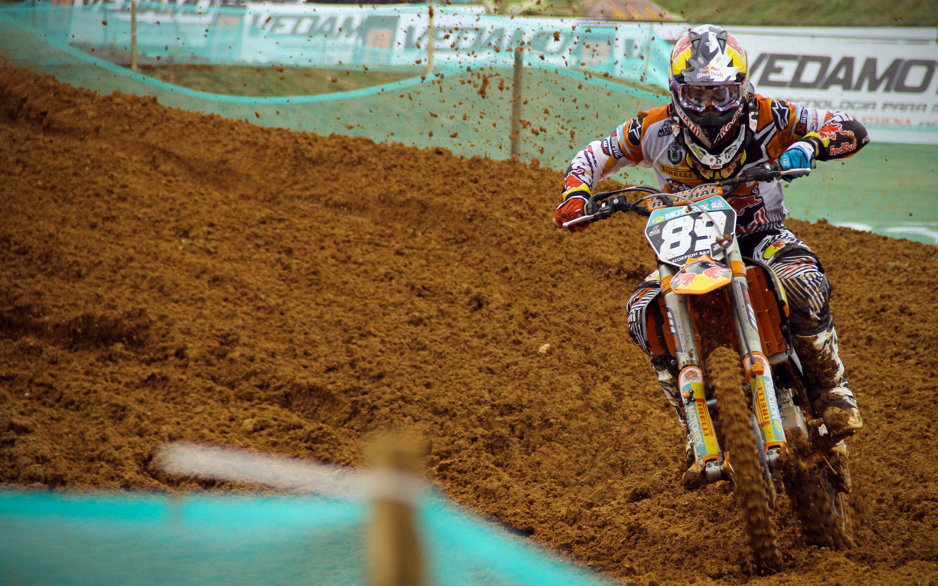 9you娱乐-德甲争冠战焦点战，新疆队淘汰赛过关公牛，体育精神的跨时空对话